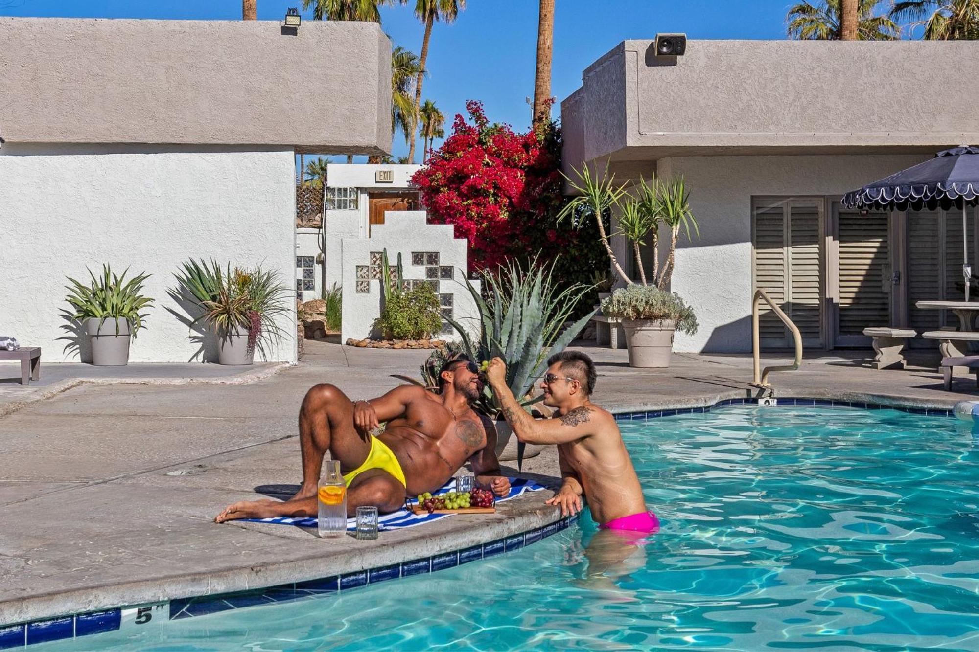 Casa Oliver Hotel & Resort - A Men'S Clothing Optional Resort In פאלם ספרינגס מראה חיצוני תמונה